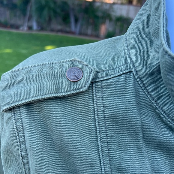 Levi's Green Bomber Jacket - Picture 7 of 15
